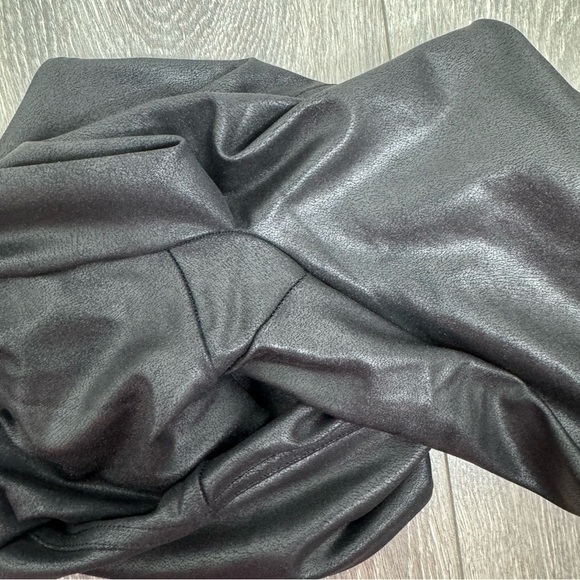 SPANX Faux Leather Moto Leggings Black Size Small Petite NWT - Picture 13 of 15